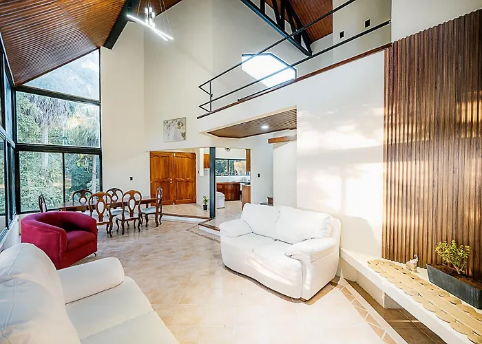 Villa Arenal Summit *