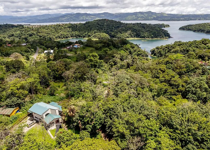 Arenal Summit Villa
